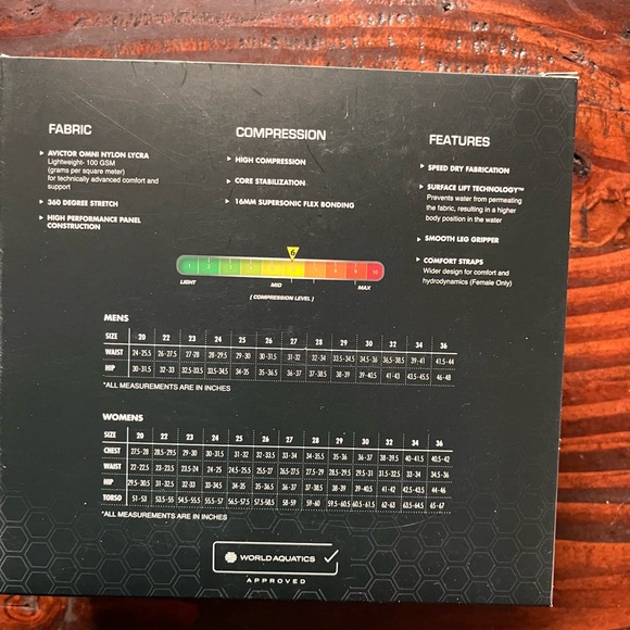 TYR Women’s Black AVICTOR 2.0 Tech Suit! - Picture 7 of 8